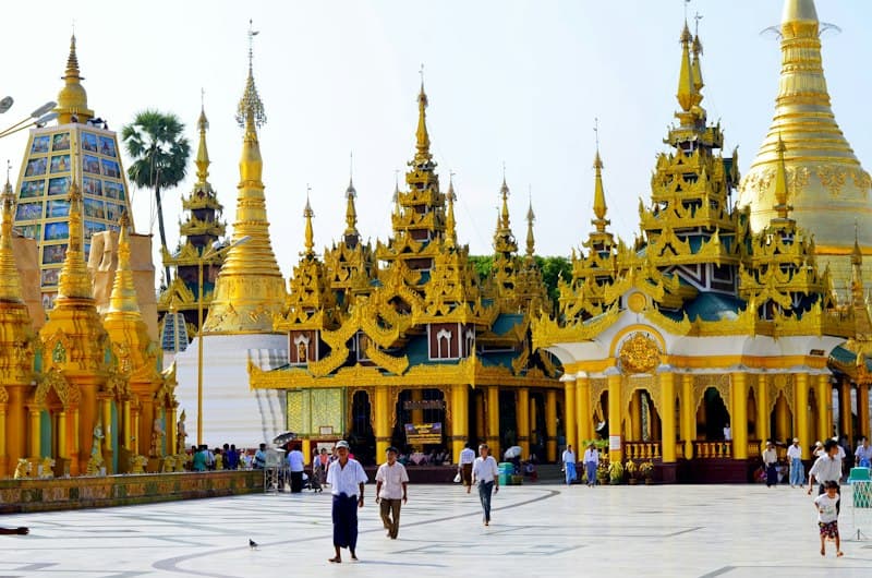 Bogyoke Aung San Market
